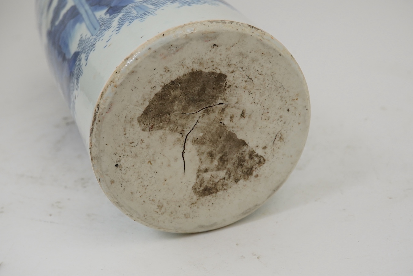 A Chinese Transitional blue and white ‘Ladies’ rolwagen vase, Chongzhen period (1627-1644)